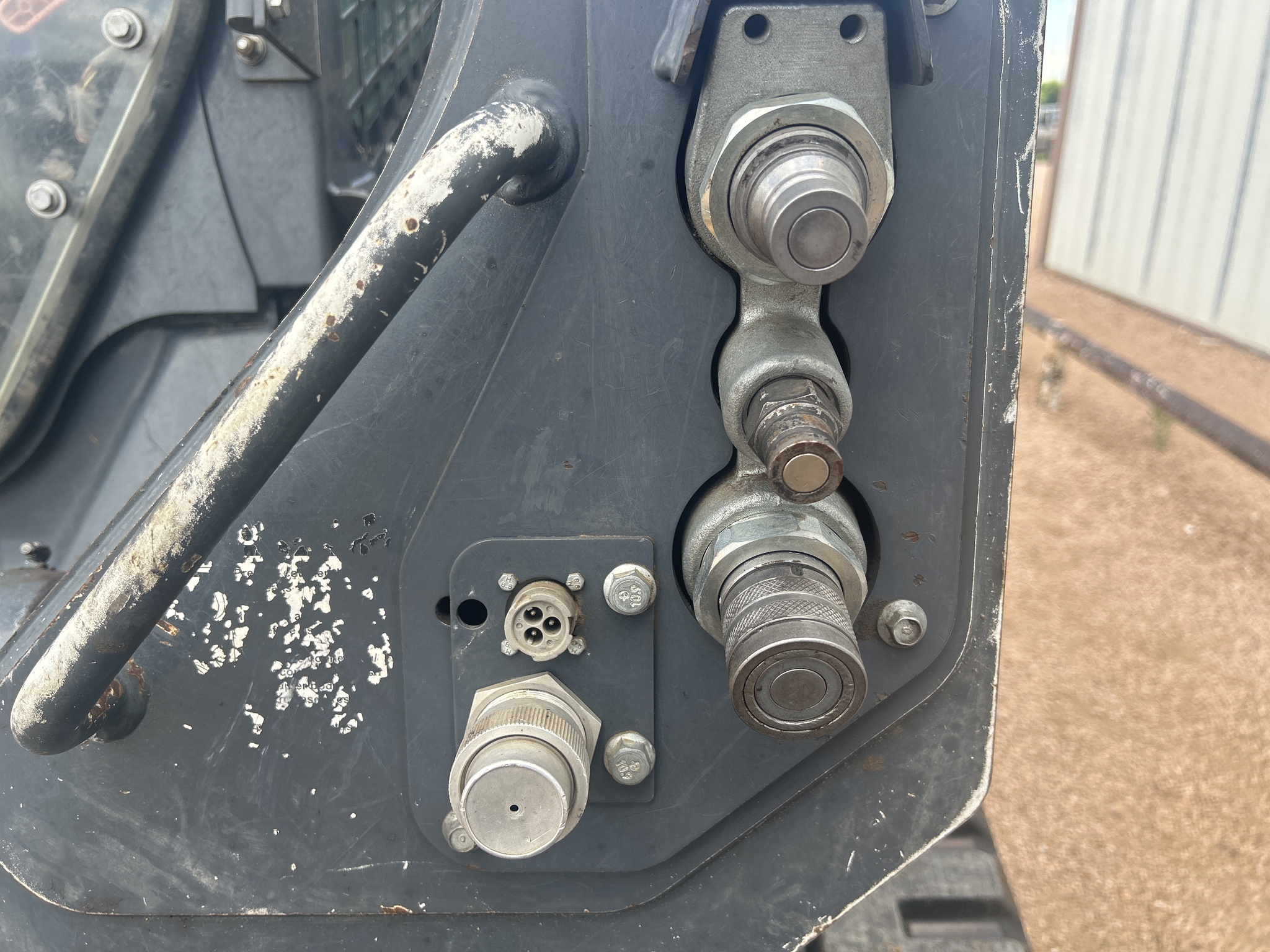 2020 John Deere 333G Image 17