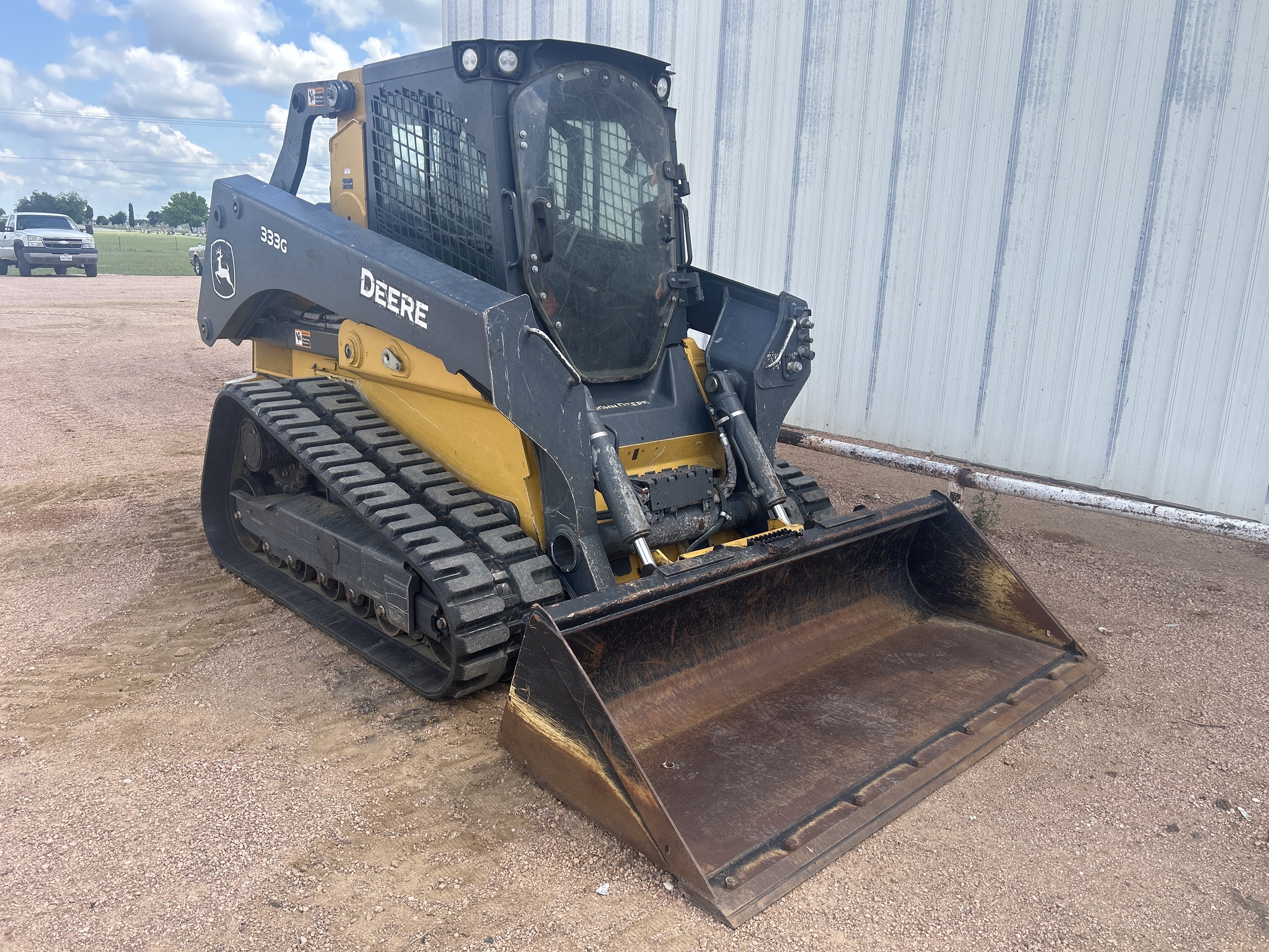 2020 John Deere 333G Image 9