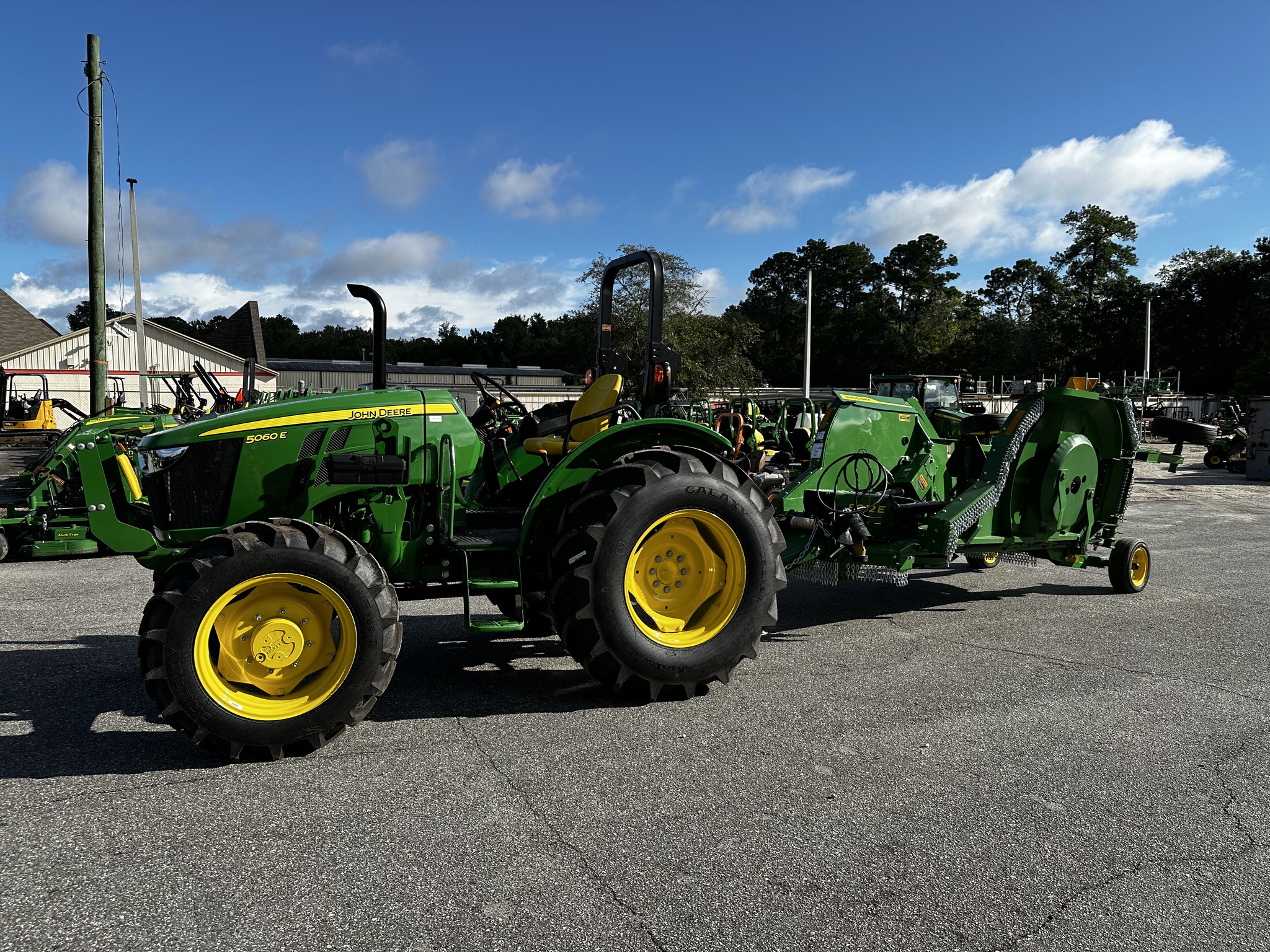 2025 John Deere 5060E Image 2