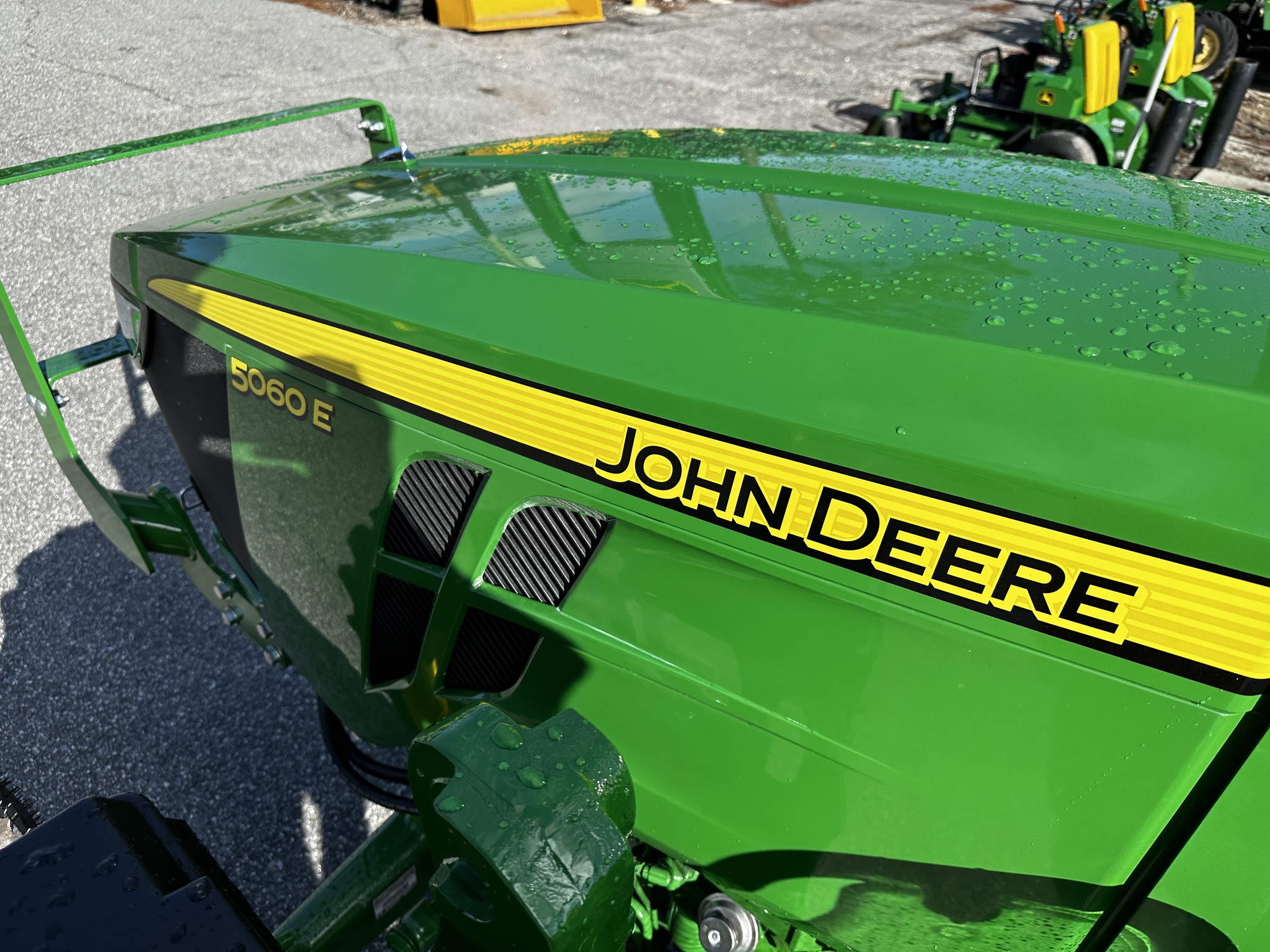 2025 John Deere 5060E Image 9