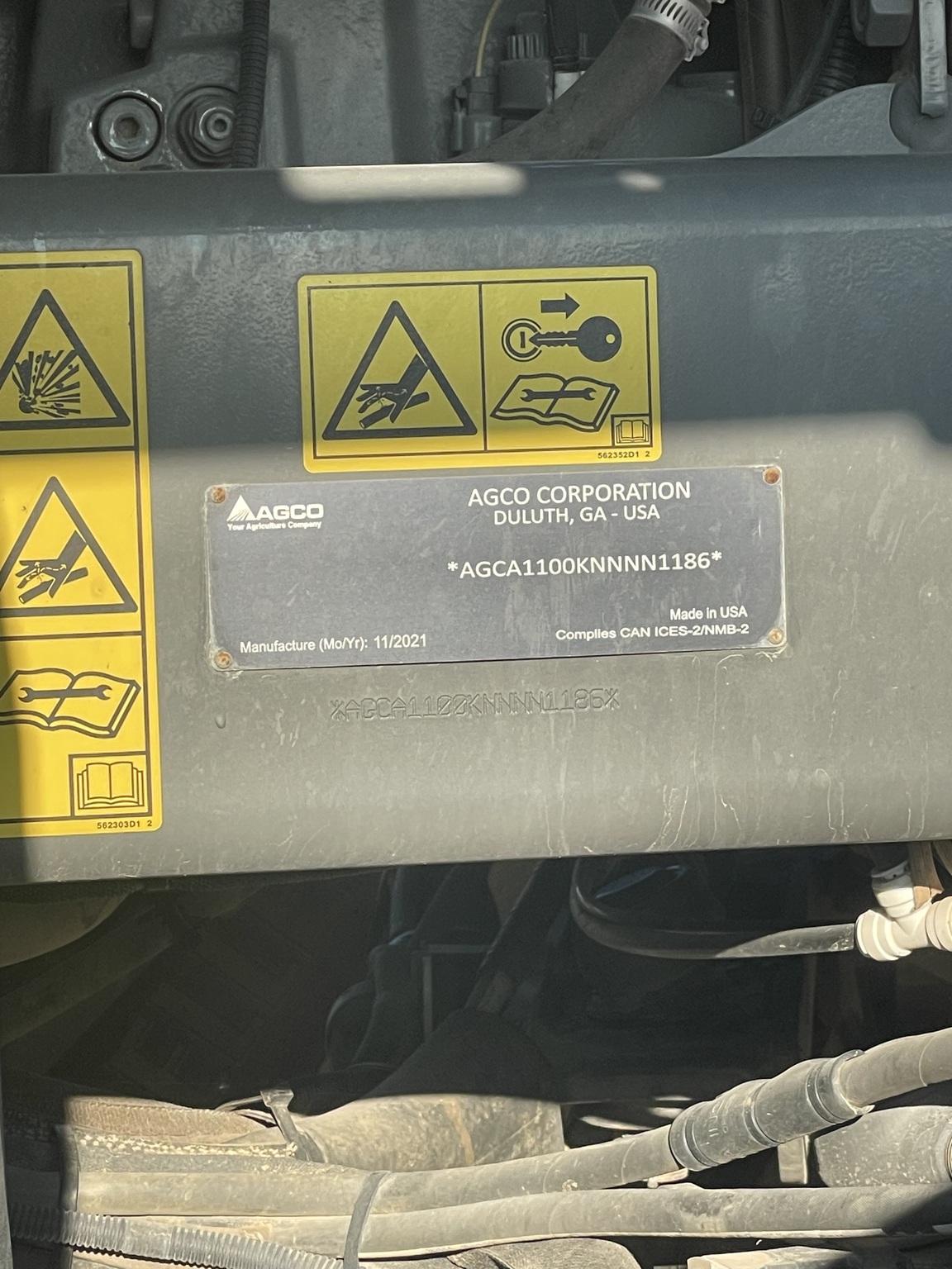 2019 RoGator RG1100C Image 9