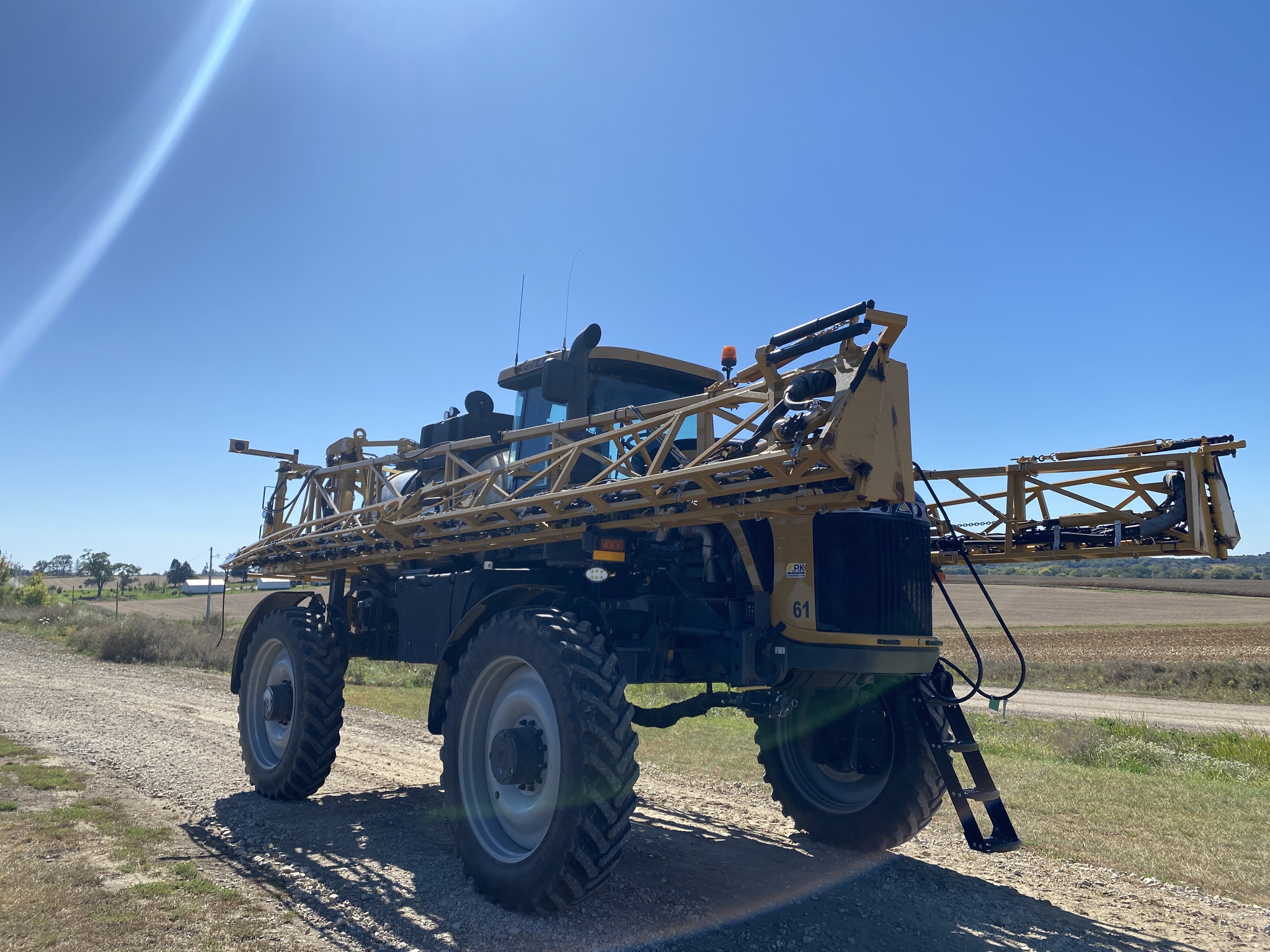 2019 RoGator RG1100C Image 3
