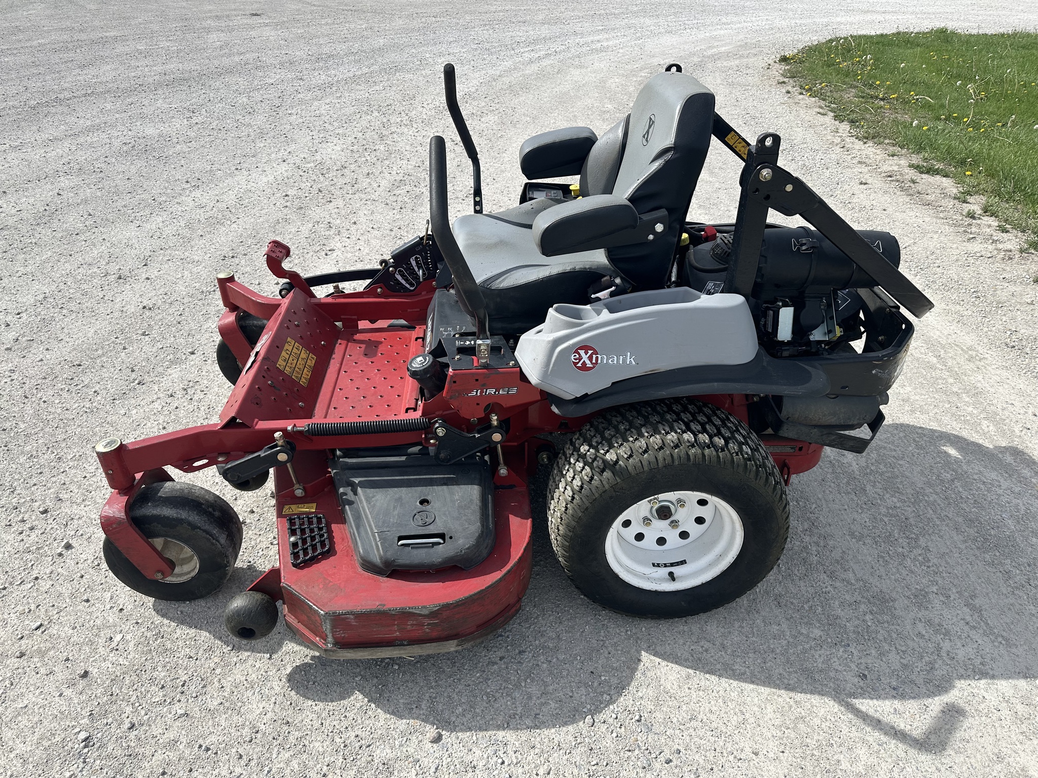  2020 Exmark LZX980KC606W0 at Heritage Tractor in Lexington, IL