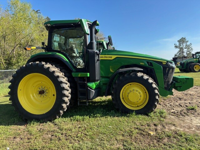 2023 John Deere 8R 280 Image 3