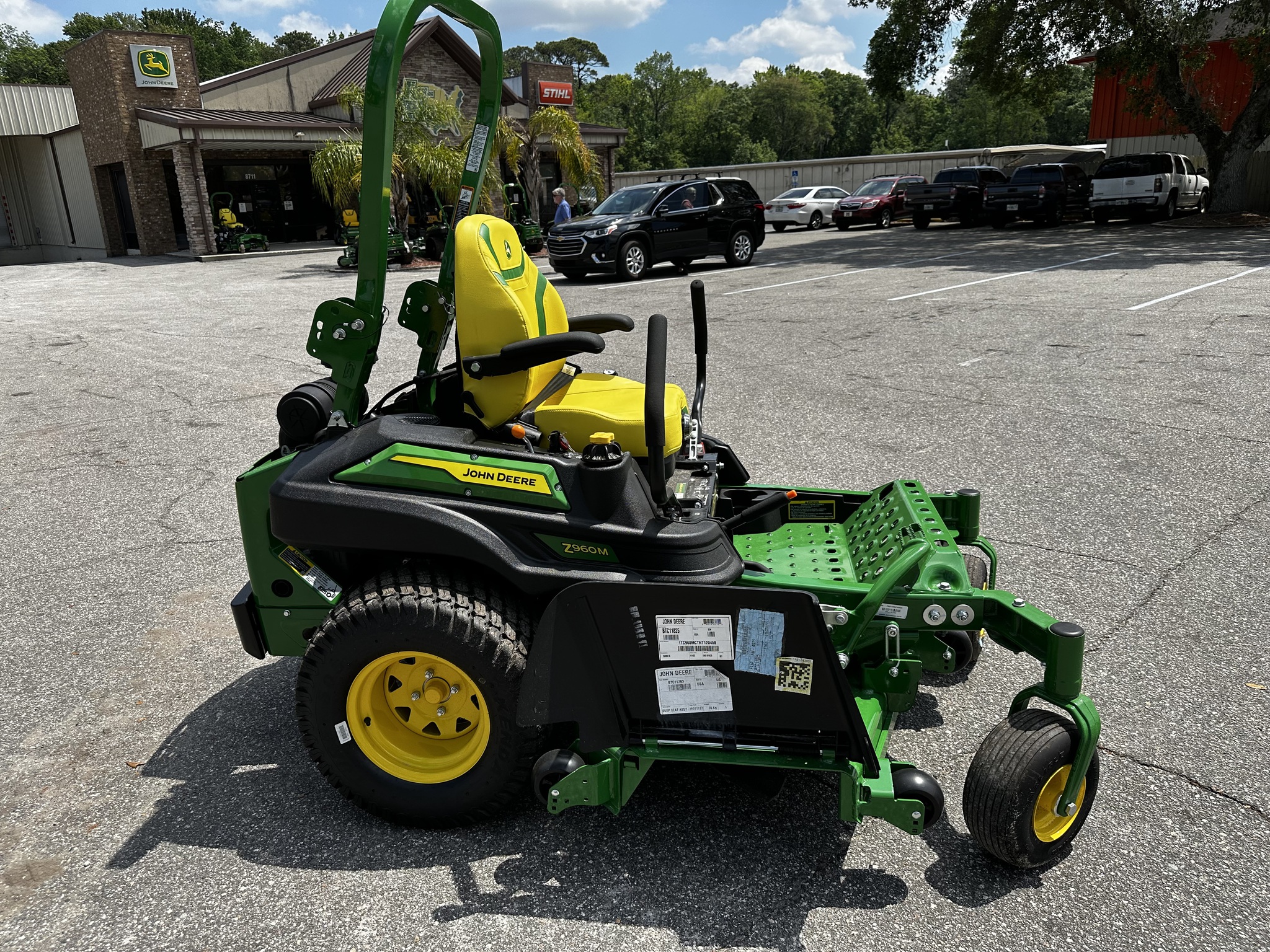 2025 John Deere Z960M Image 3