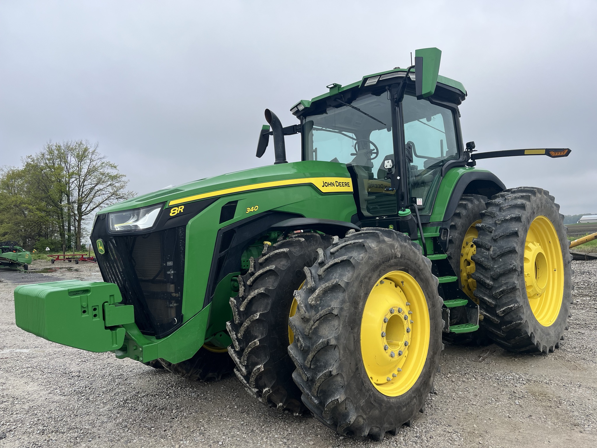 2023 John Deere 8R 340 Image 2