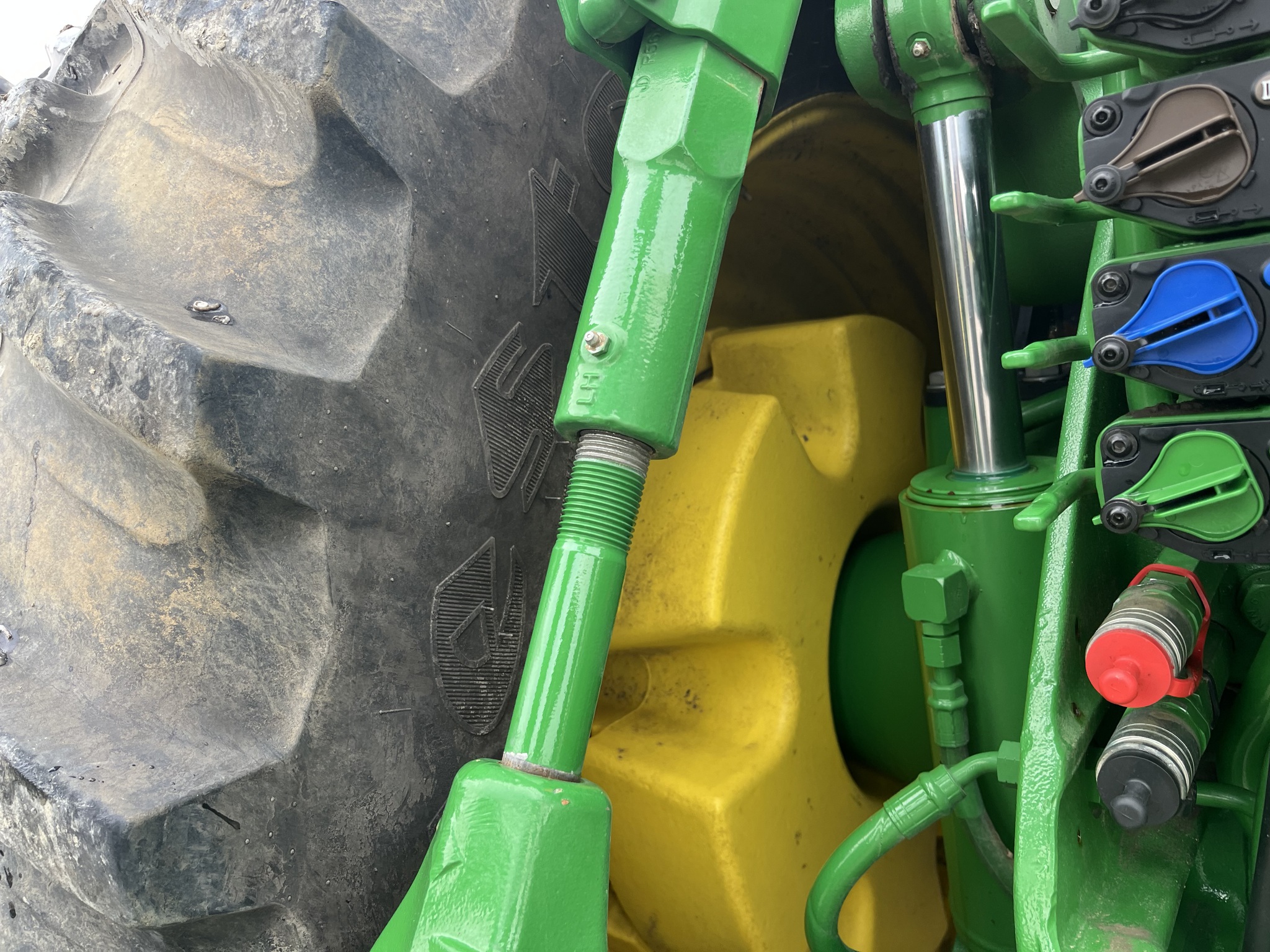2023 John Deere 8R 340 Image 11