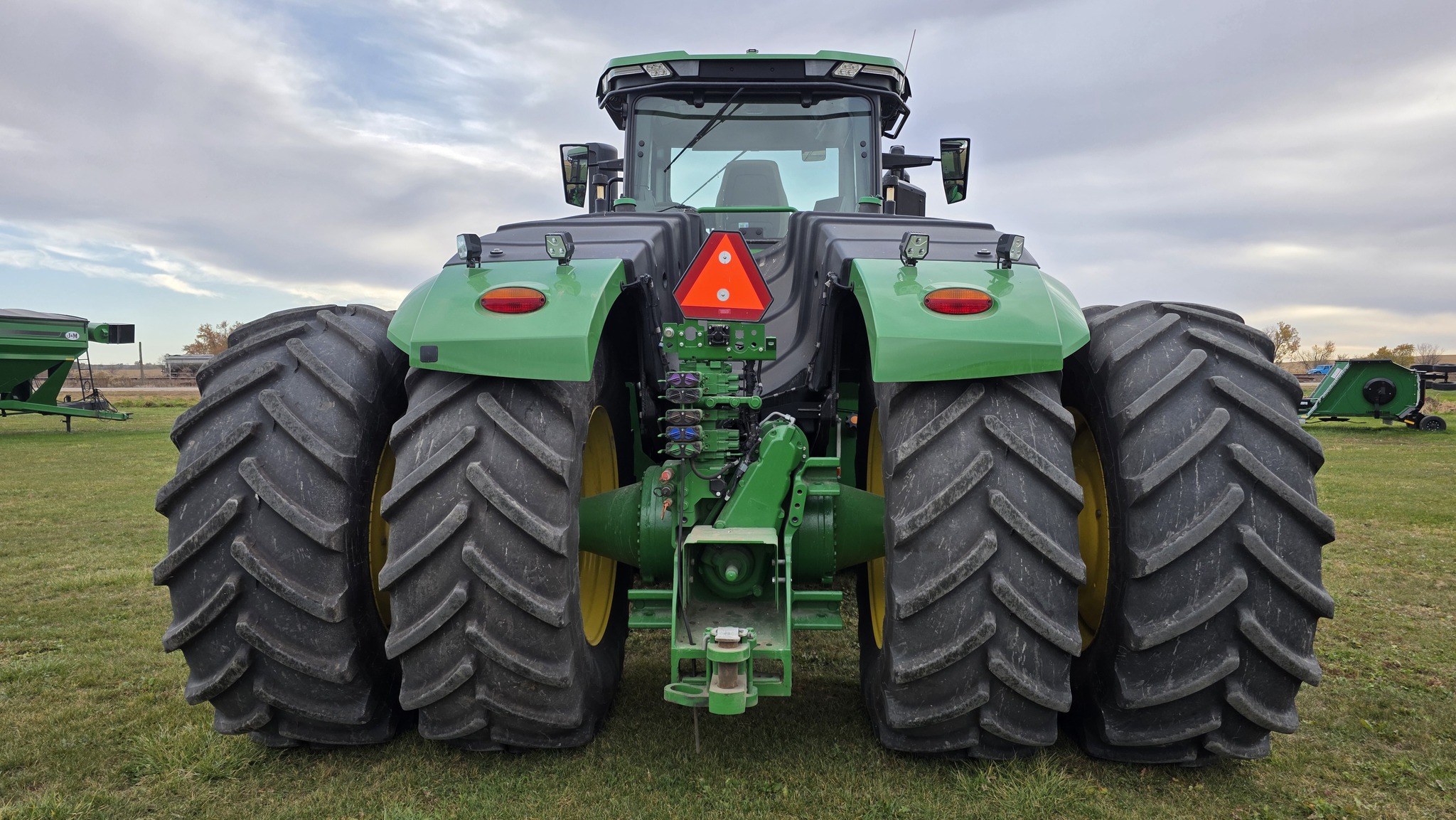 2022 John Deere 9R 490 Image 4