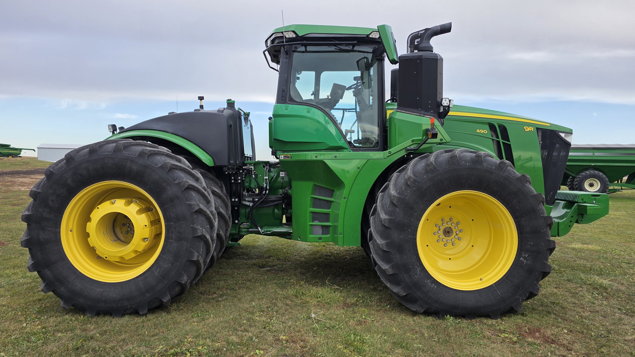 2022 John Deere 9R 490 Image 6