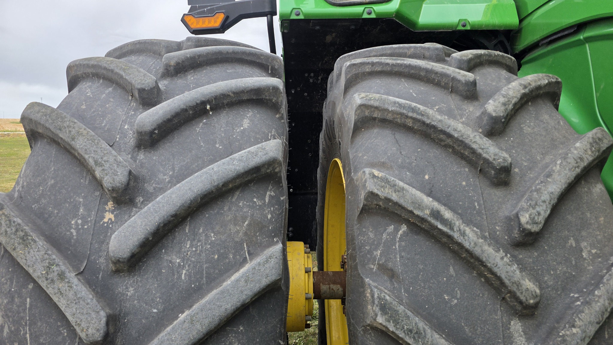 2022 John Deere 9R 490 Image 10