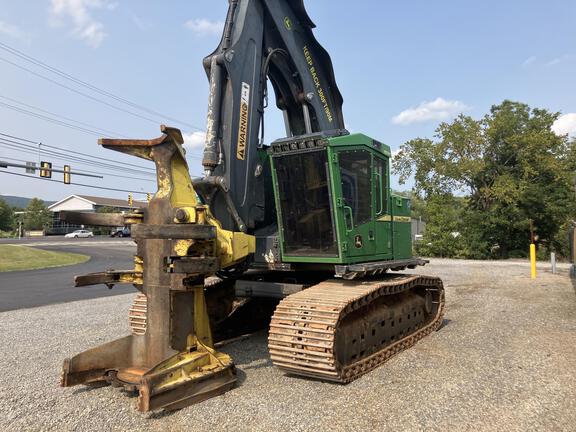 2018 John Deere 853M