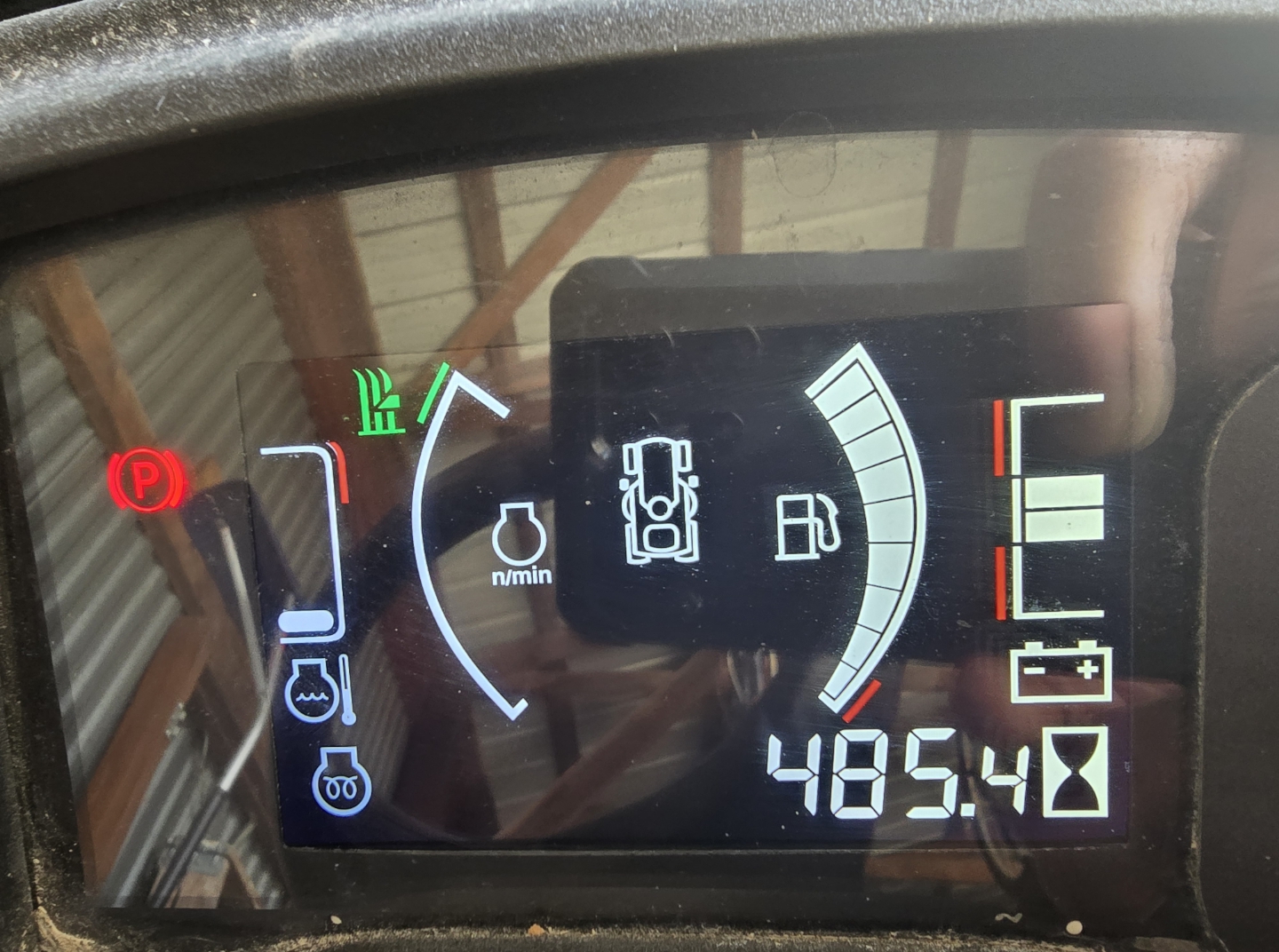 2019 John Deere X750 Image 6