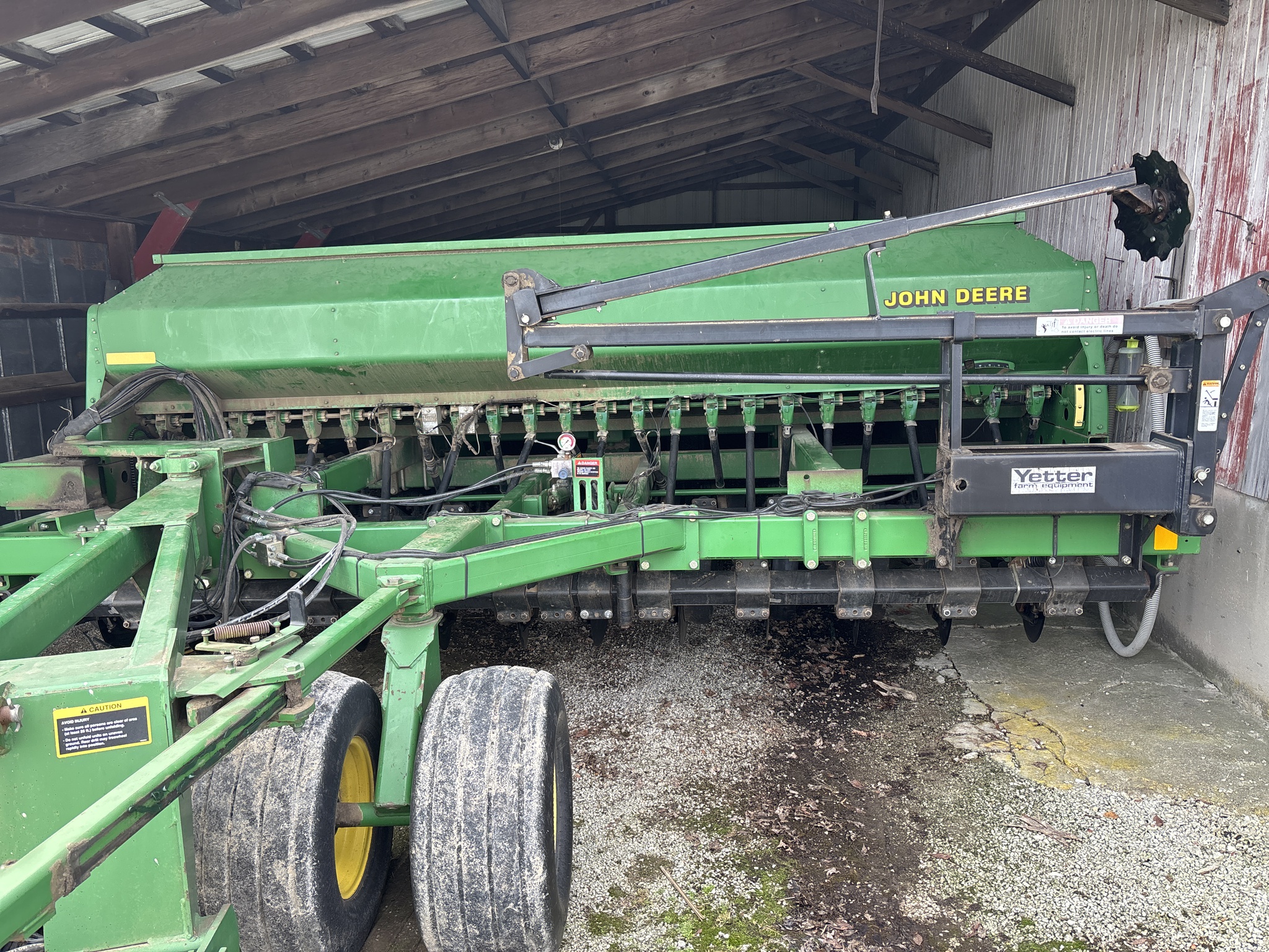Used 2000 John Deere 1560 Box Drills at Koenig Equipment in Anna, OH - PhotoXL2