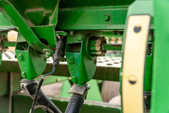 Used 2000 John Deere 1560 Box Drills at Koenig Equipment in Anna, OH - Photo23