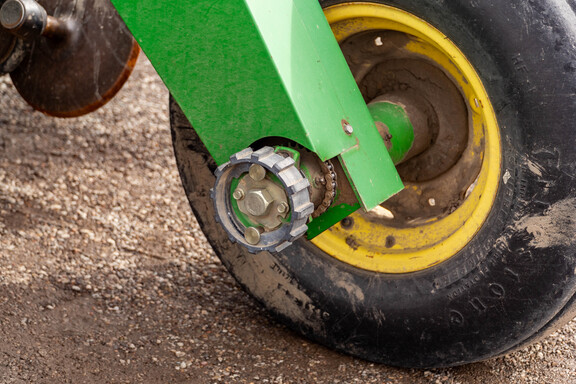 Used 2000 John Deere 1560 Box Drills at Koenig Equipment in Anna, OH - Photo15