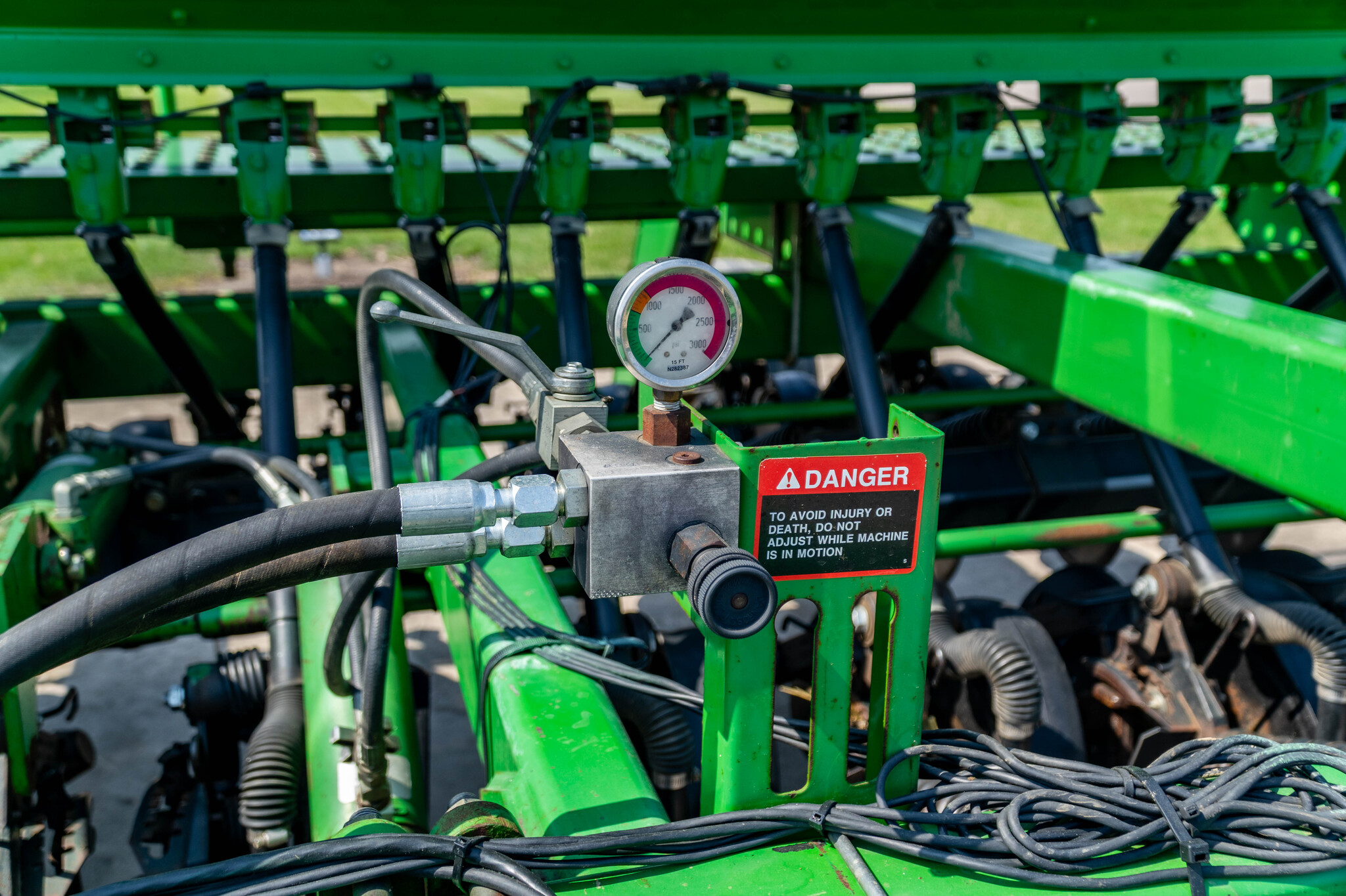 Used 2000 John Deere 1560 Box Drills at Koenig Equipment in Anna, OH - PhotoXL17