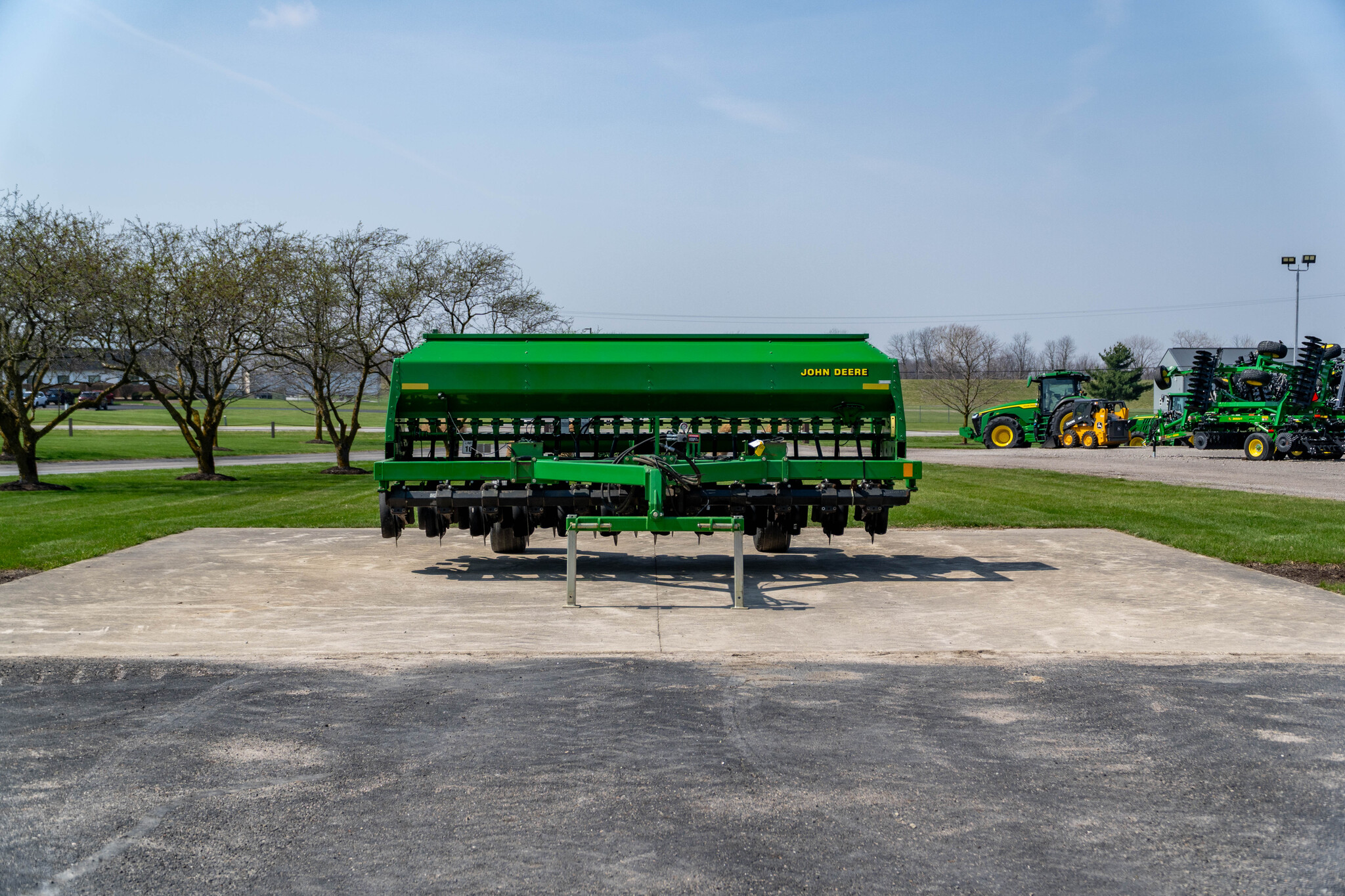 Used 2000 John Deere 1560 Box Drills at Koenig Equipment in Anna, OH - PhotoXL1