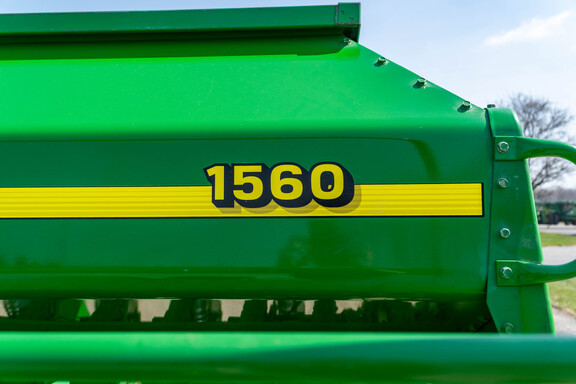 Used 2000 John Deere 1560 Box Drills at Koenig Equipment in Anna, OH - Photo24