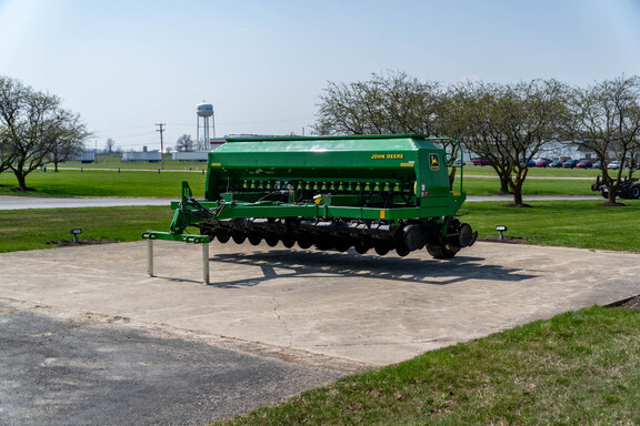 Used 2000 John Deere 1560 Box Drills at Koenig Equipment in Anna, OH - Photo2