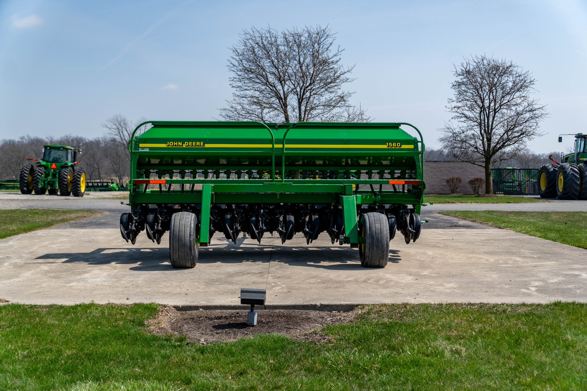 Used 2000 John Deere 1560 Box Drills at Koenig Equipment in Anna, OH - PhotoXL5