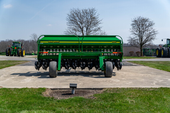 Used 2000 John Deere 1560 Box Drills at Koenig Equipment in Anna, OH - Photo5