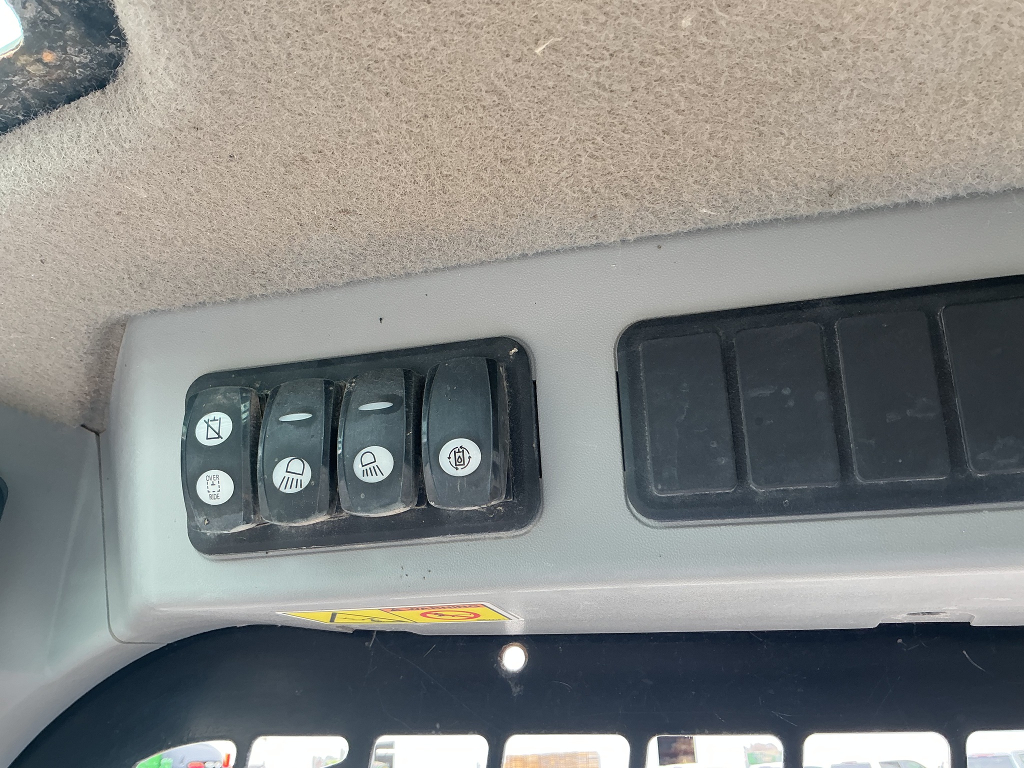 2016 Caterpillar 236D Image 26