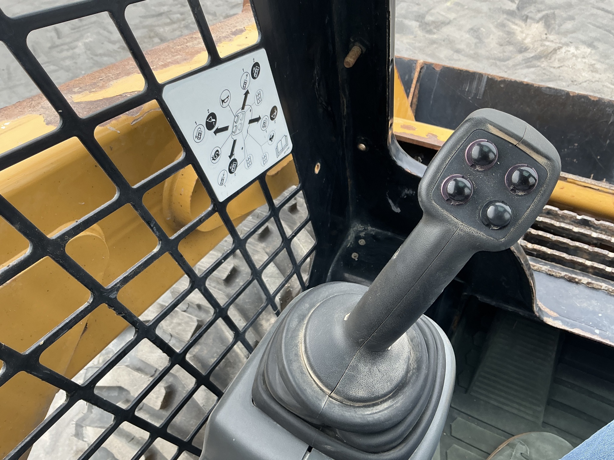 2016 Caterpillar 236D Image 25