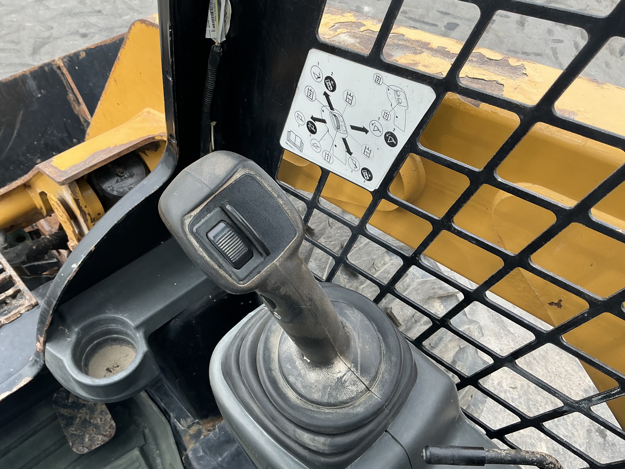 2016 Caterpillar 236D Image 24