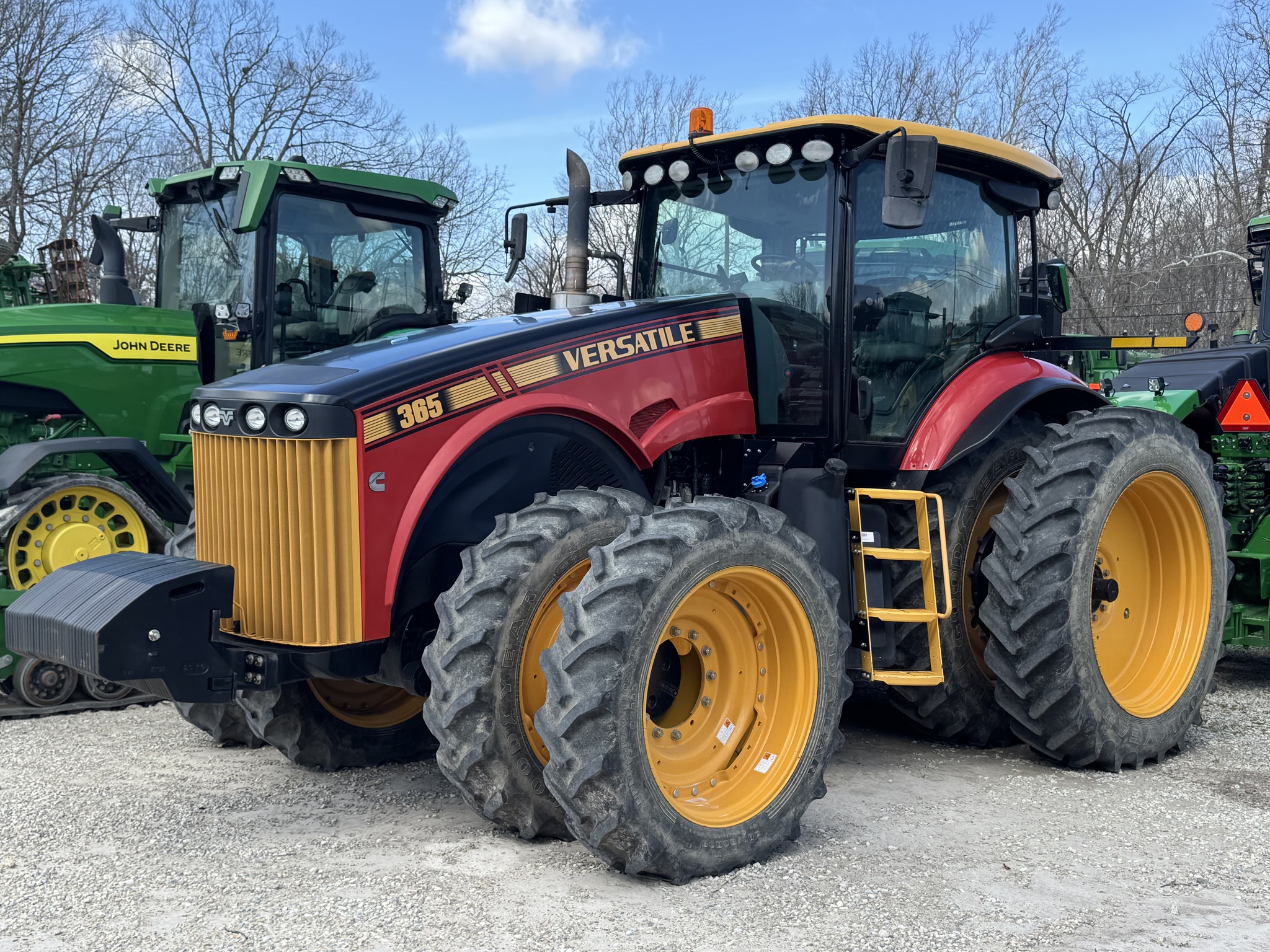 2020 Versatile 365 Image 1