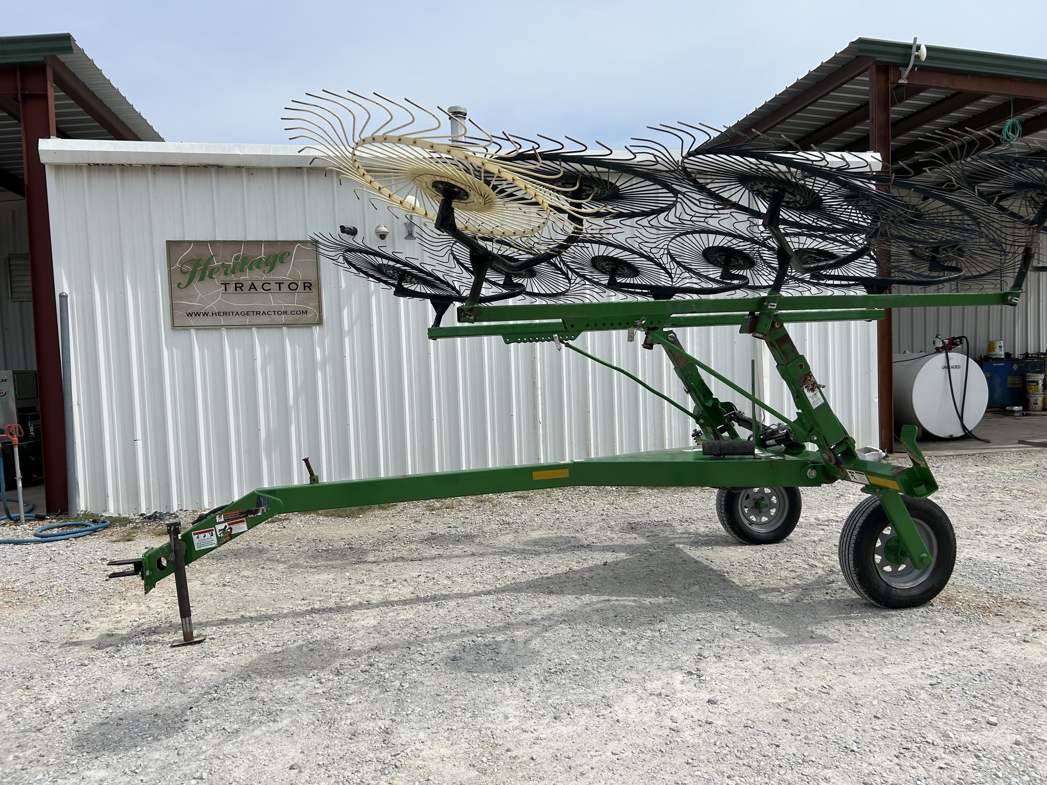  2021 Frontier WR3112 at Heritage Tractor in Harrison, AR