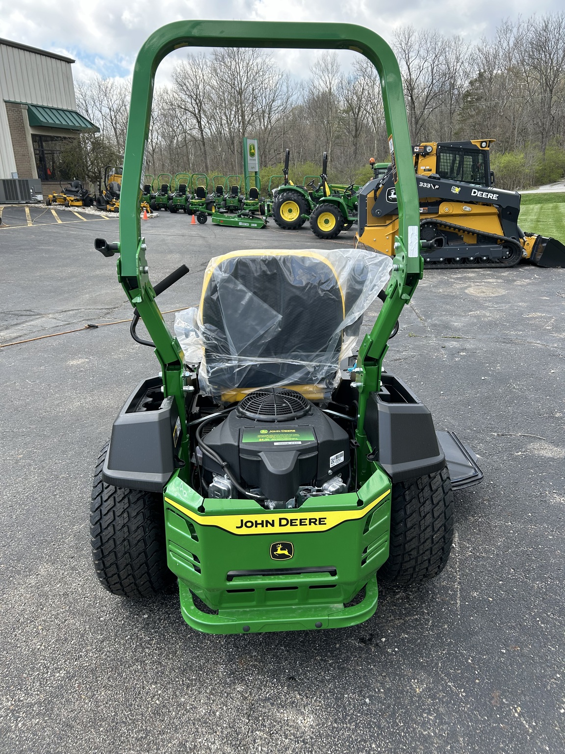 2025 John Deere Z530M Image 7