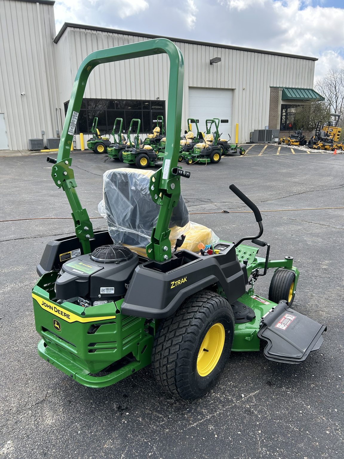 2025 John Deere Z530M Image 5