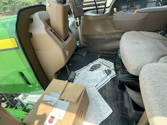 2010 John Deere 9230