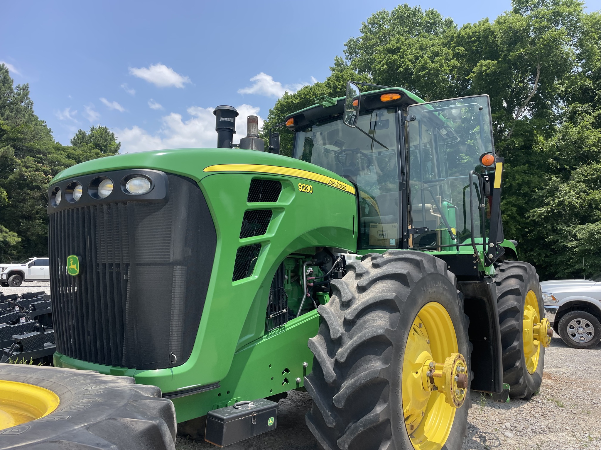 2010 John Deere 9230