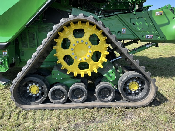 2024 John Deere X9 1100 - Photo9
