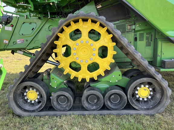 2024 John Deere X9 1100 - Photo17
