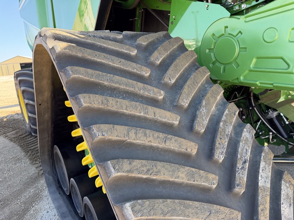 2024 John Deere X9 1100 - Photo12