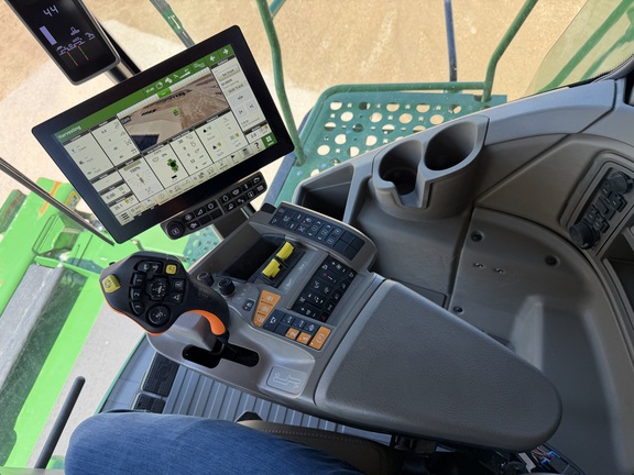 2024 John Deere X9 1100 - Photo46