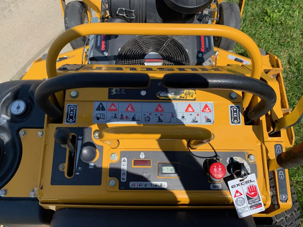 2020 Hustler SUPER S Image 2