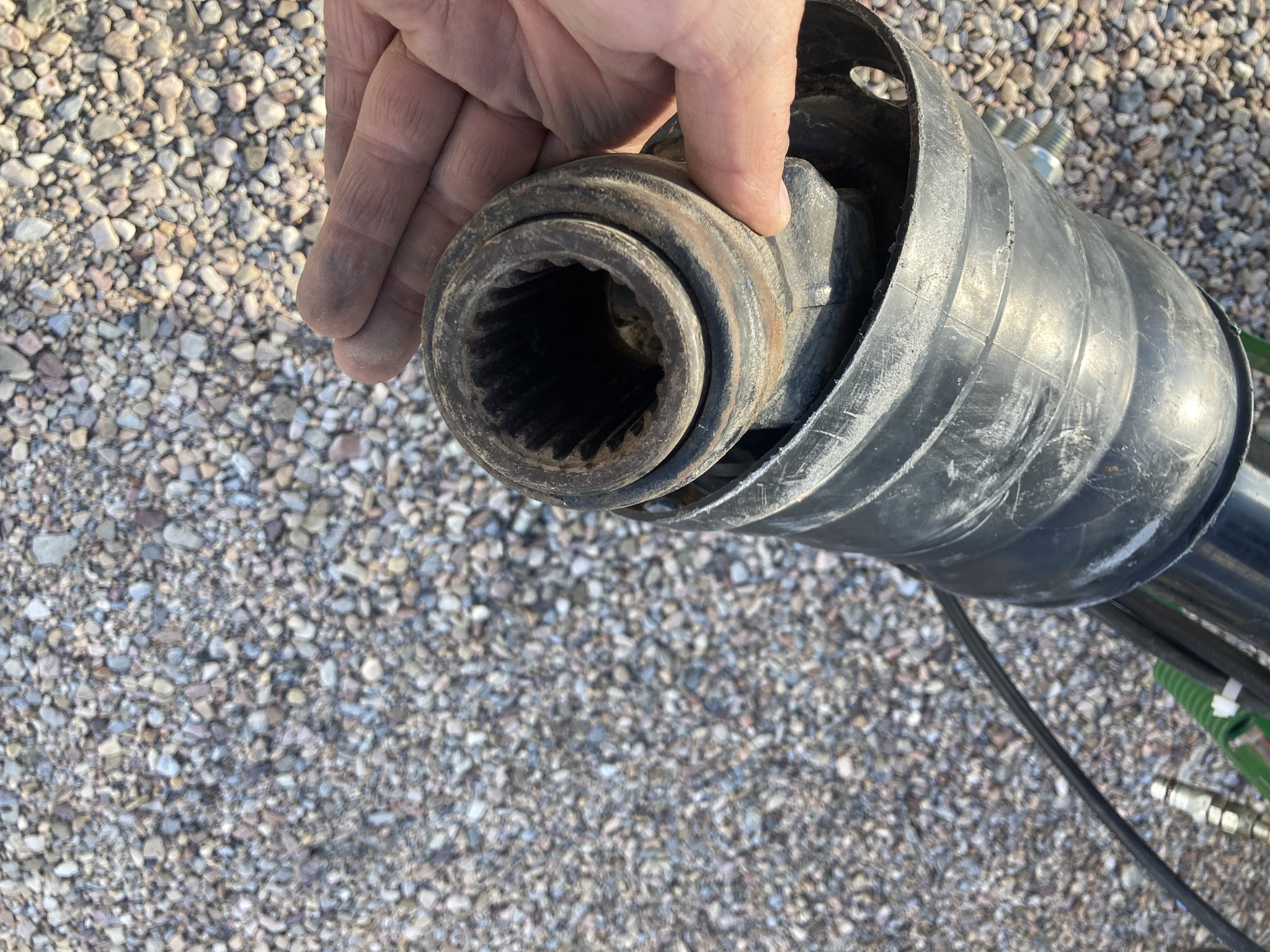 2020 John Deere L341 Image 28