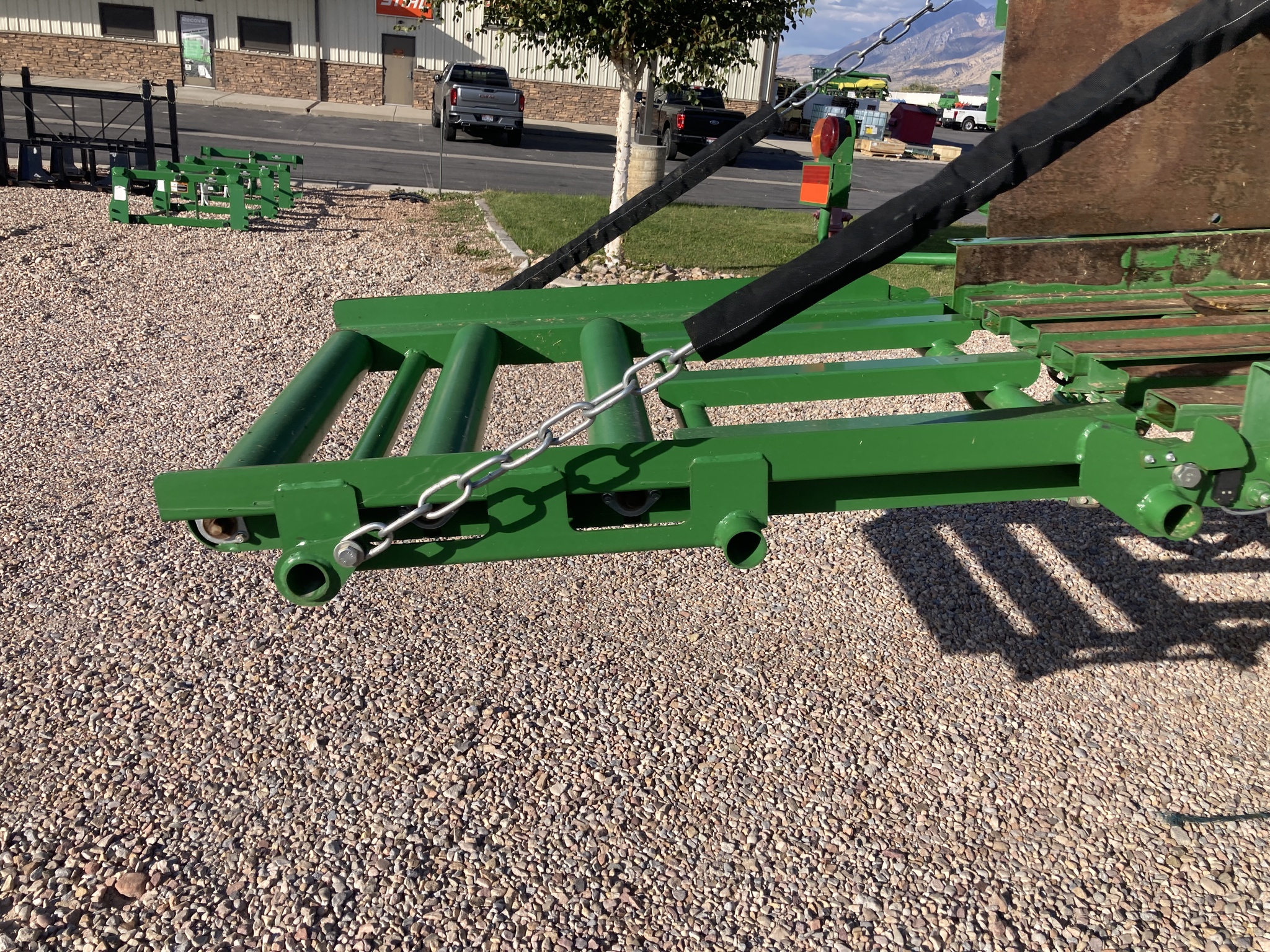 2020 John Deere L341 Image 24