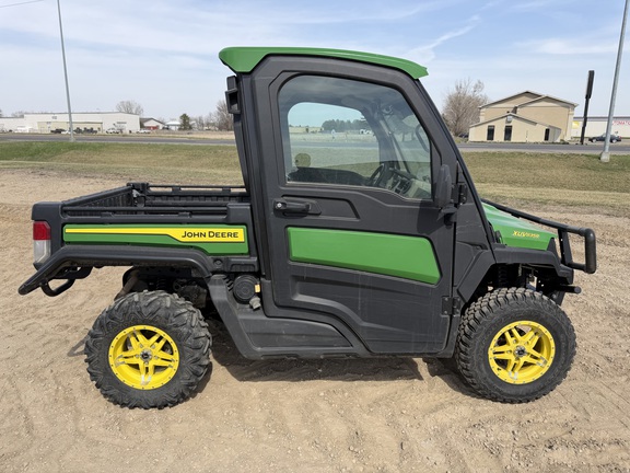 2023 John Deere XUV 835R - Photo2