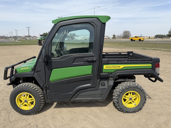 2023 John Deere XUV 835R - Photo6