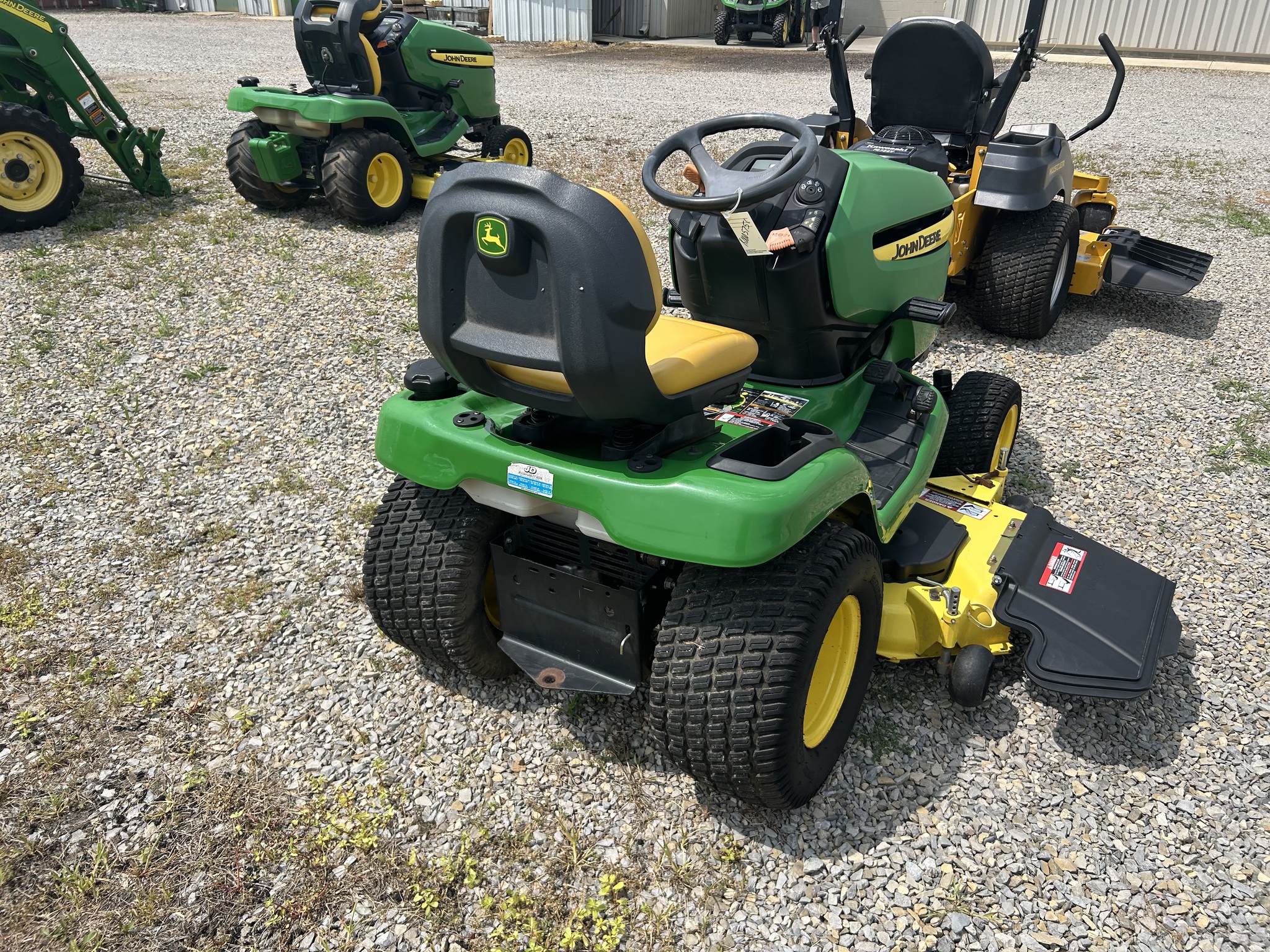 2012 John Deere X320 Image 2