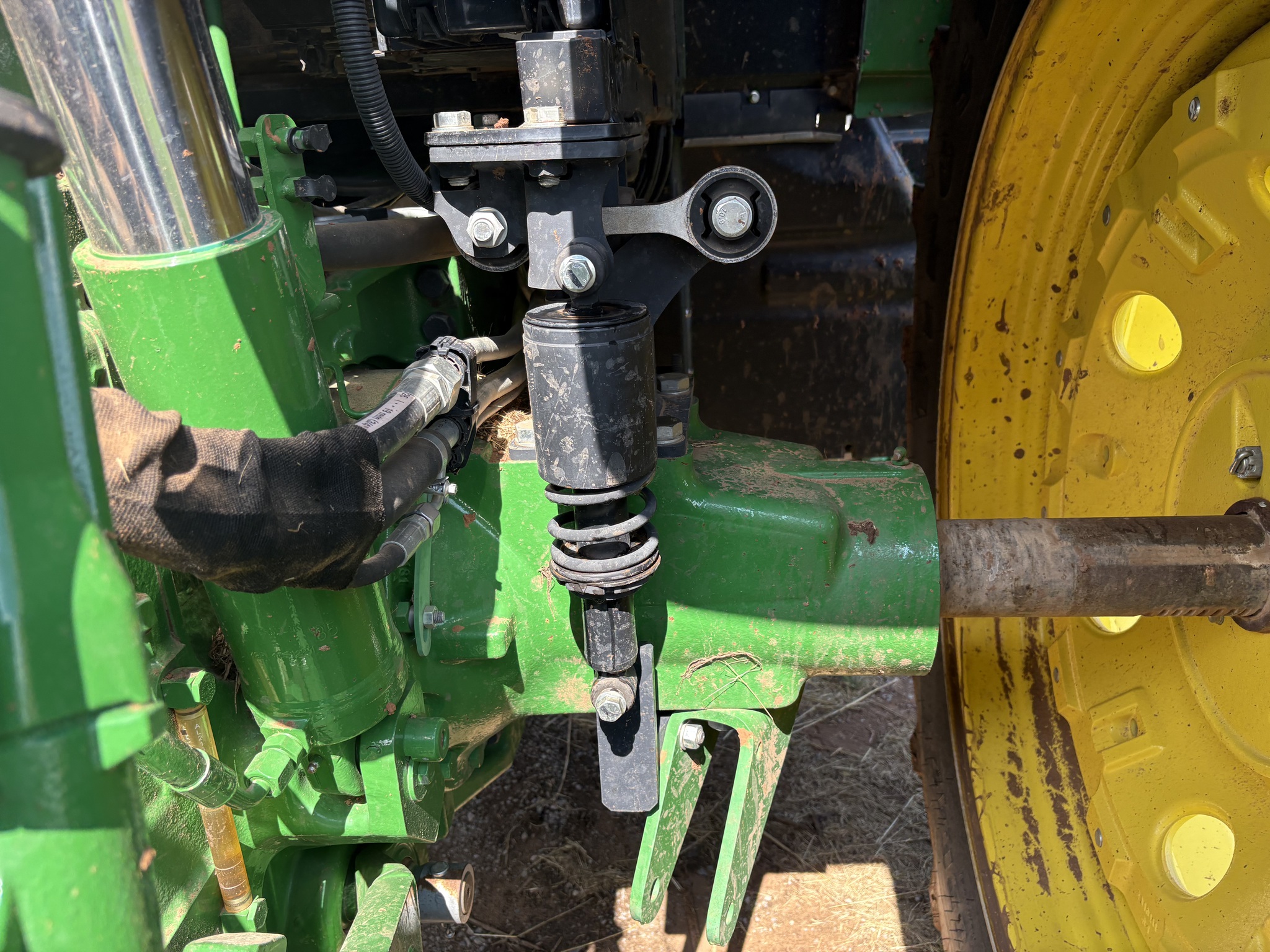 2022 John Deere 6155M Image 10