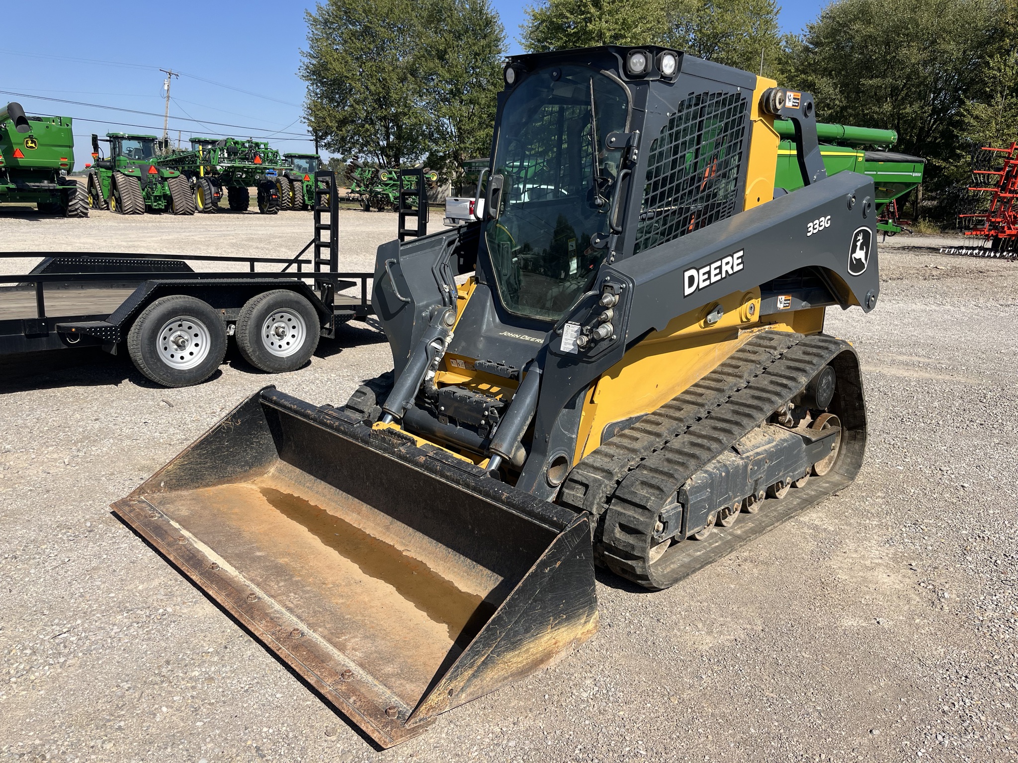 2023 John Deere 333G Image 1