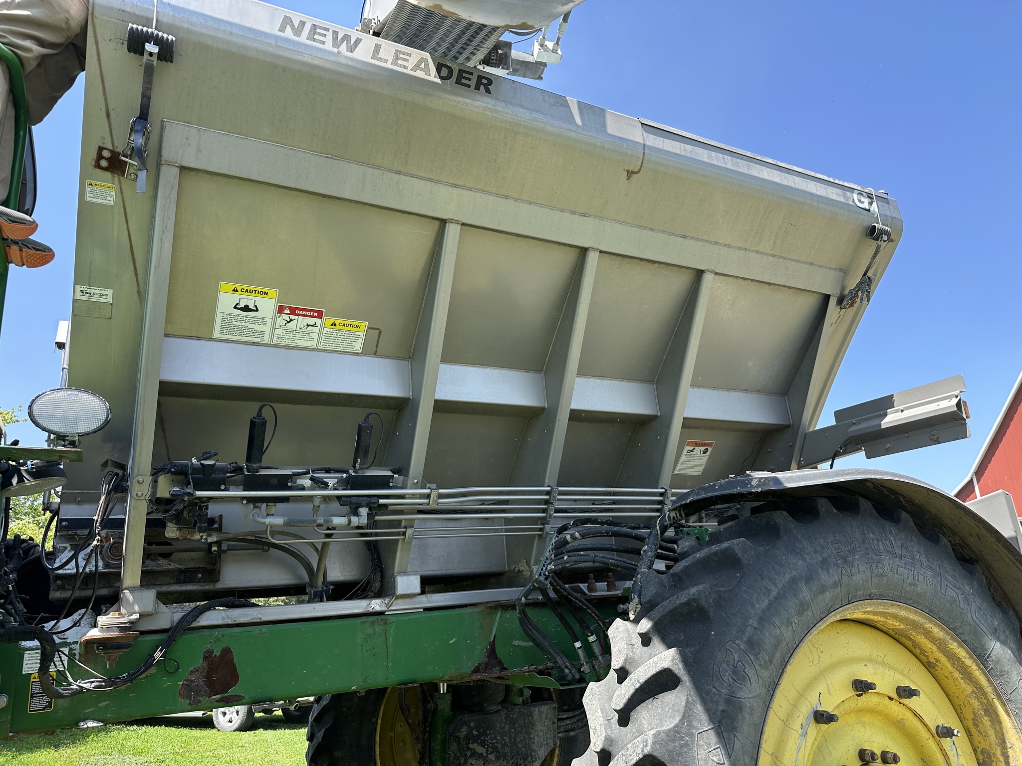 2017 John Deere R4045 Image 3
