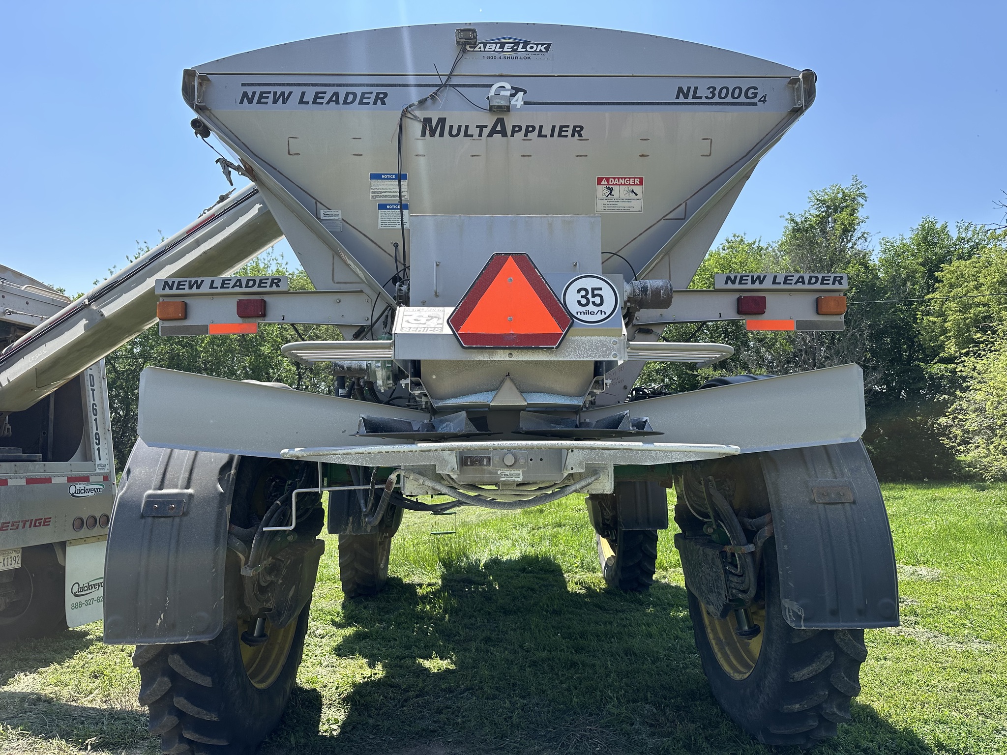 2017 John Deere R4045 Image 5