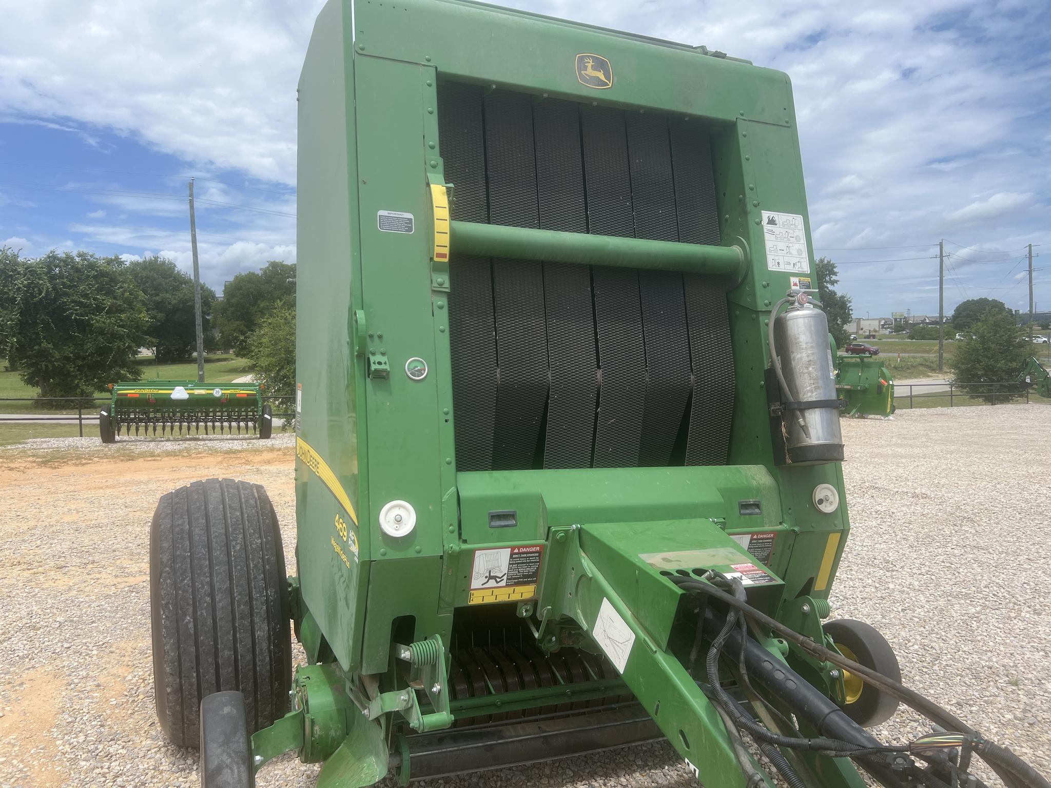 2016 John Deere 469 Image 4
