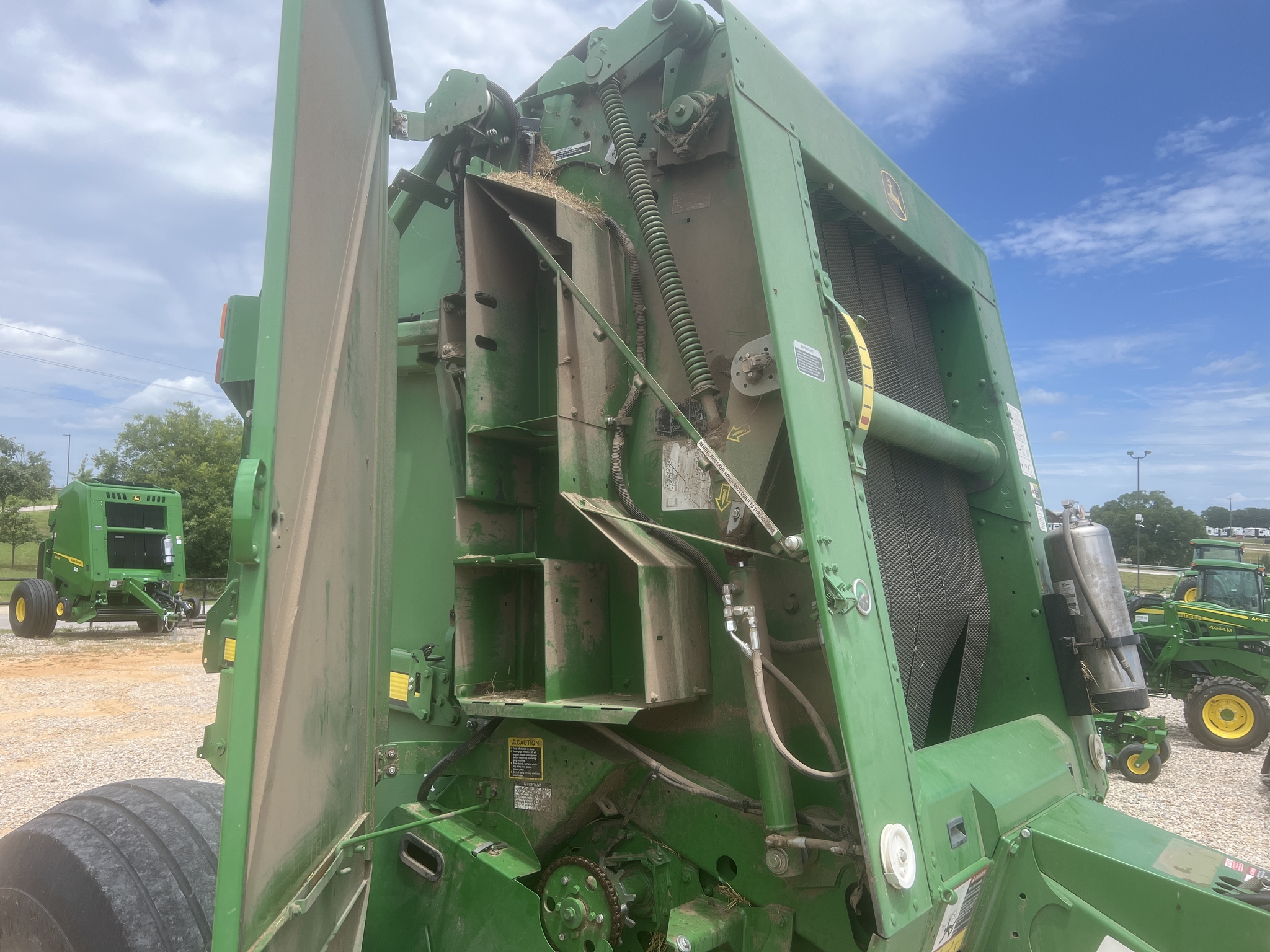 2016 John Deere 469 Image 8